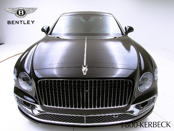 Used 2022 Bentley Flying Spur V8 for sale $259,880 at F.C. Kerbeck Lamborghini Palmyra N.J. in Palmyra NJ 08065 3